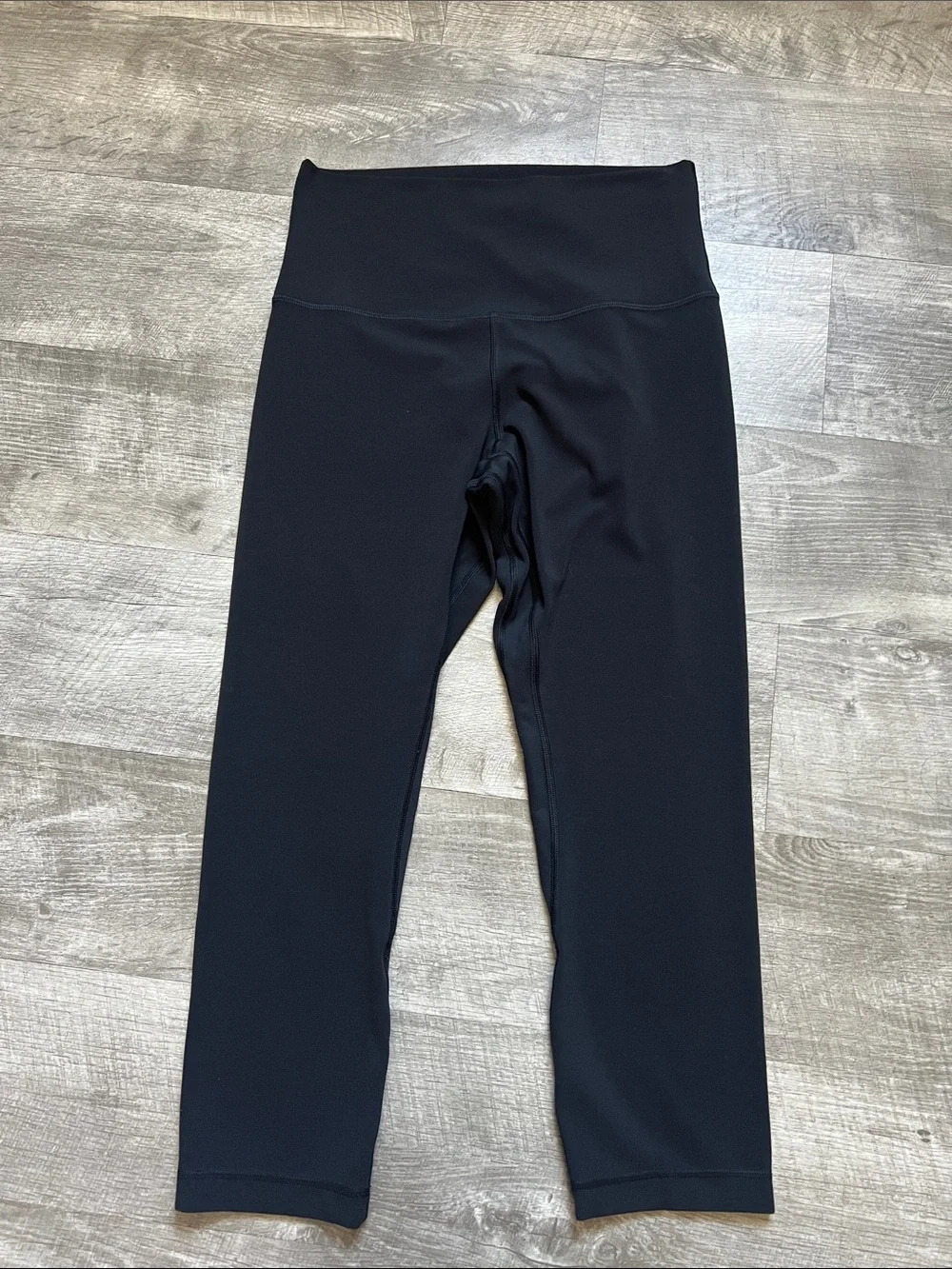 #69. Lululemon Align Crop *21"
Black - Picture 2 of 14